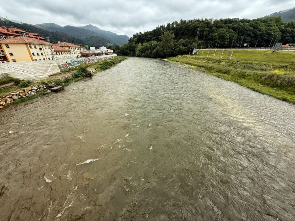Río_sella-min El Río Sella, caudaloso y peligroso